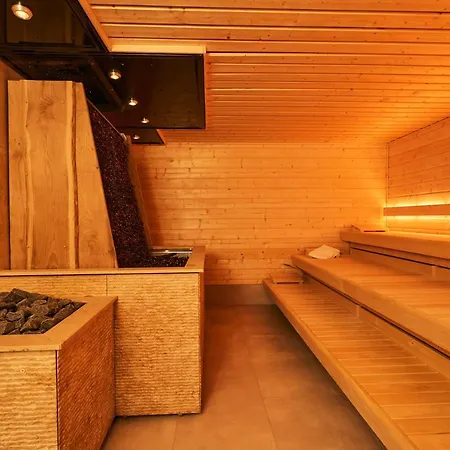 Strandhotel Fischland 디르하겐