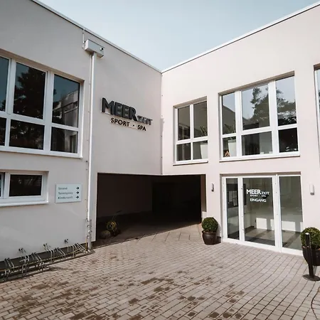 Strandhotel Fischland 디르하겐