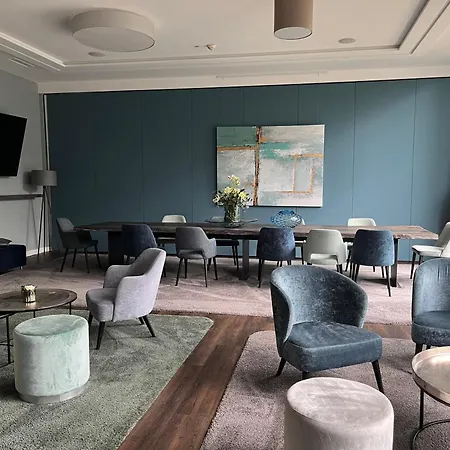 Strandhotel Fischland 호텔 디르하겐