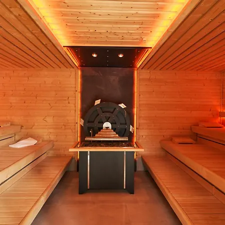 Strandhotel Fischland 5*