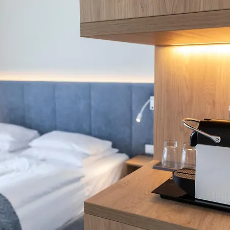 호텔 Strandhotel Fischland 5*