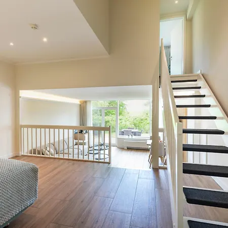 Strandhotel Fischland 호텔 5*